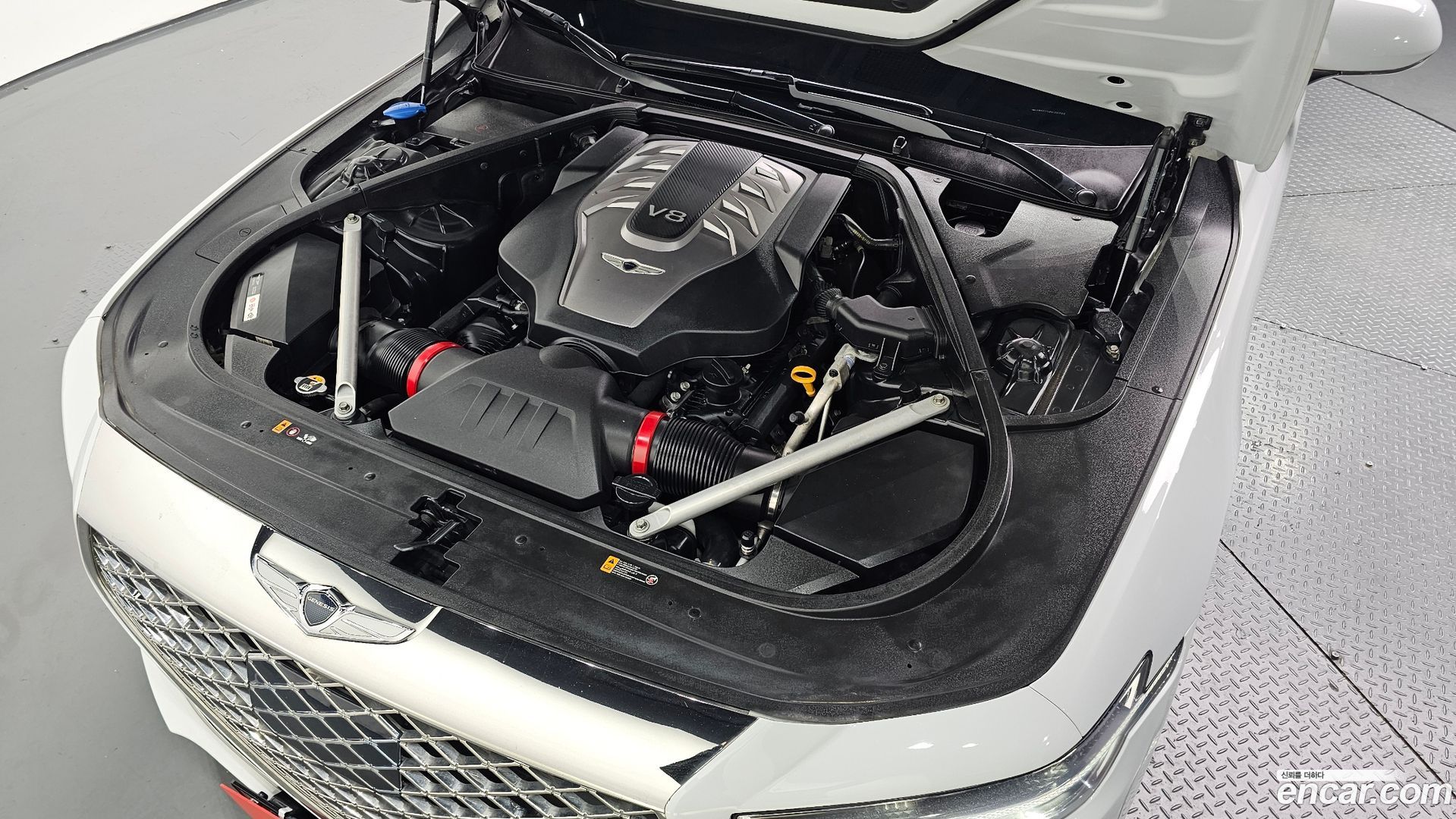 Genesis G90 5.0 AWD