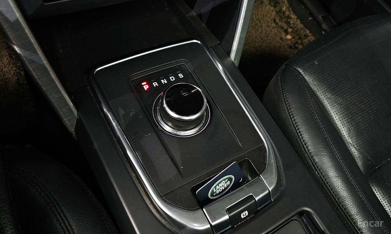 Land Rover Discovery Sports 2.0 TD4 SE (150 horsepower) 2018