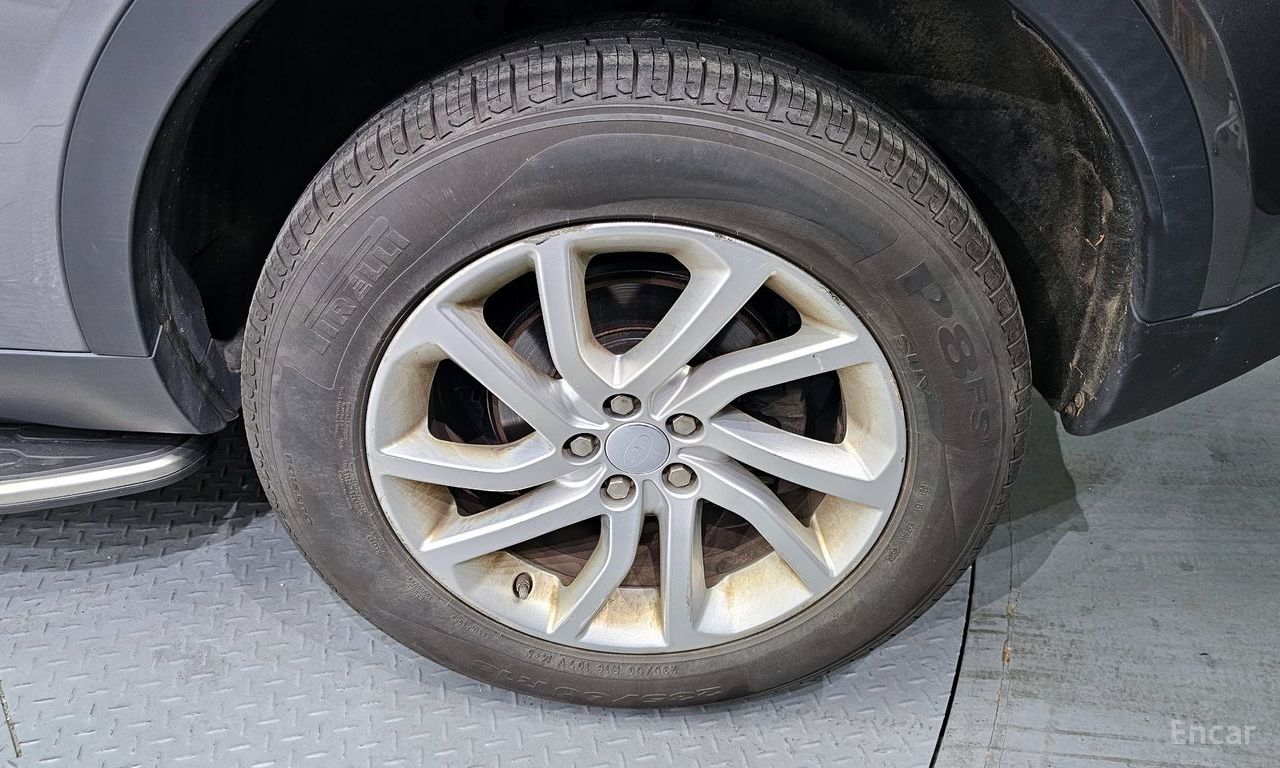 Land Rover Discovery Sports 2.0 TD4 SE (150 horsepower) 2018