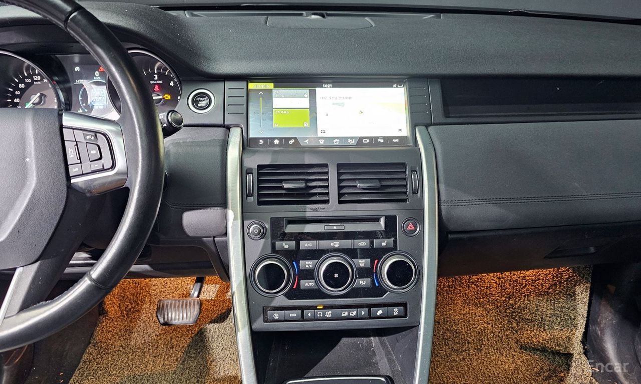 Land Rover Discovery Sports 2.0 TD4 SE (150 horsepower) 2018