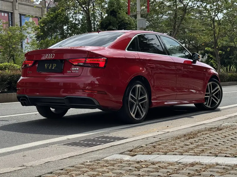 Audi A3 2018 30th Anniversary Model Sportback 35 TFSI Enterprising