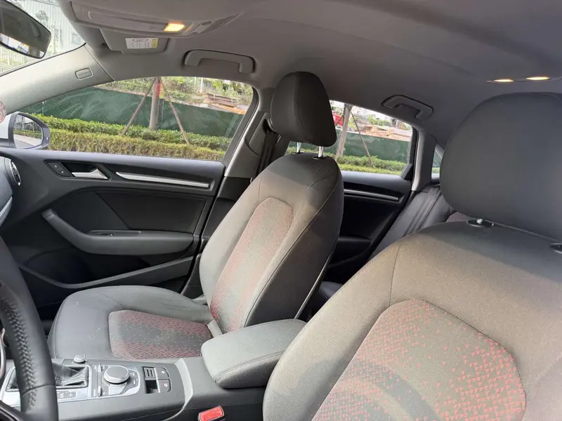 Audi A3 2018 30th Anniversary Limousine 35 TFSI Enterprising