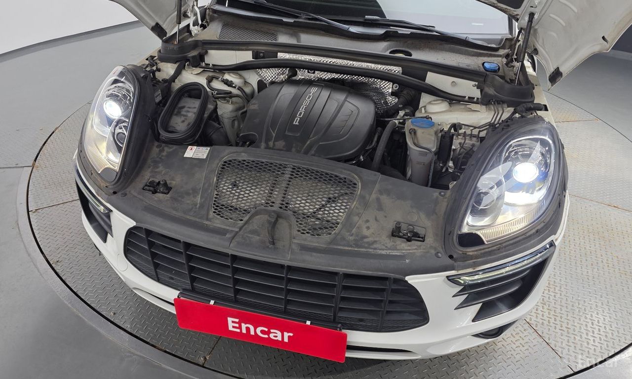 Porsche Macan 2.0 2018