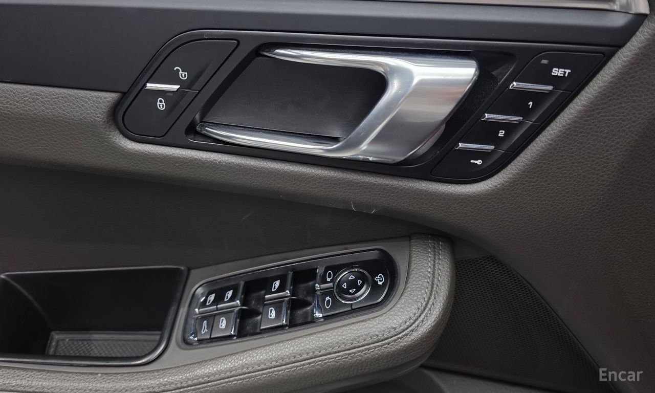 Porsche Macan 2.0 2018