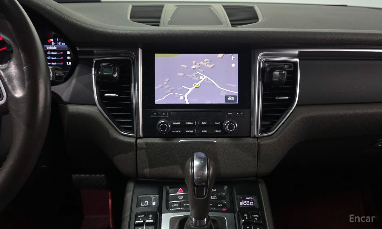 Porsche Macan 2.0 2018