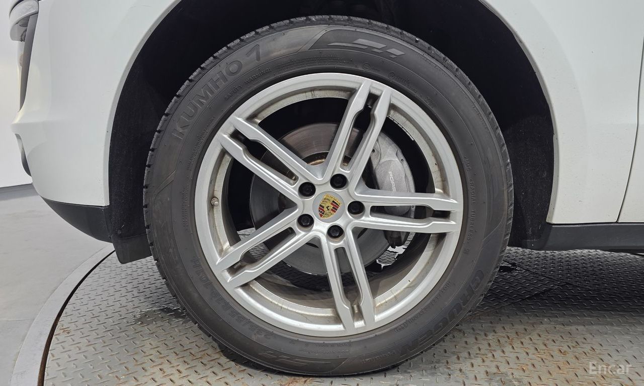 Porsche Macan 2.0 2018