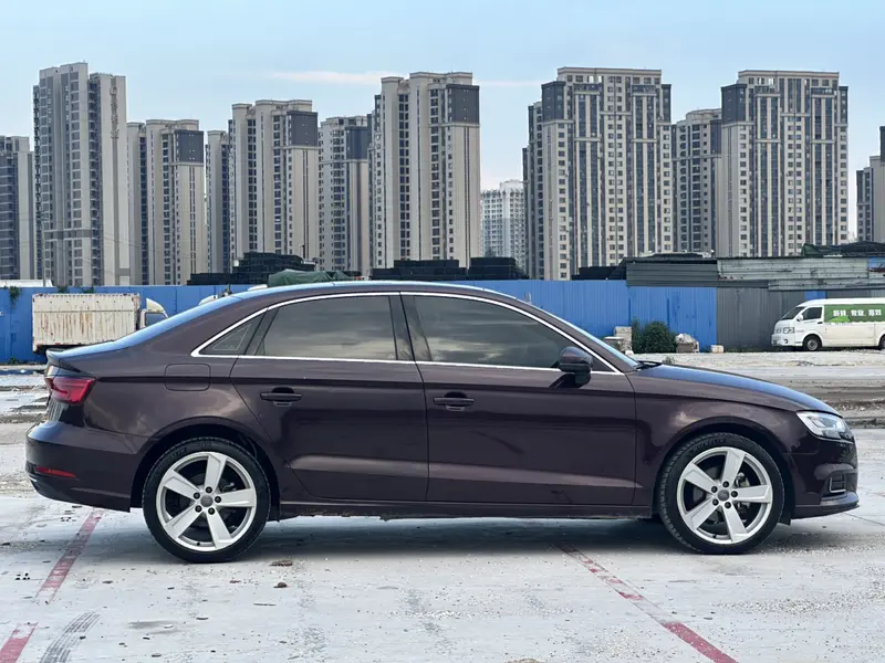 Audi A3 2017 Limousine 35 TFSI Fashion Model