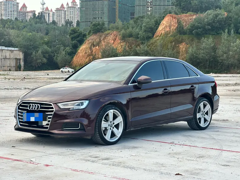 Audi A3 2017 Limousine 35 TFSI Fashion Model