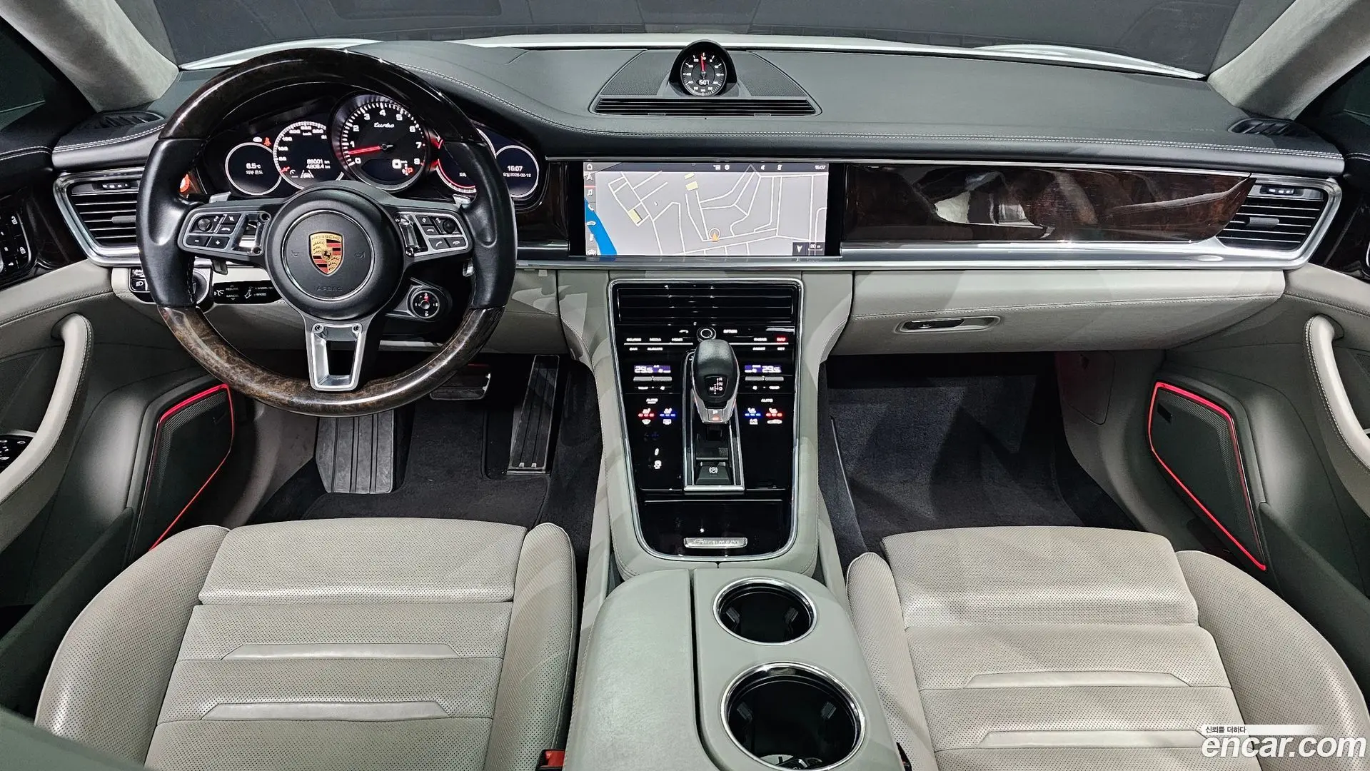 Porsche Panamera 4.0 Turbo