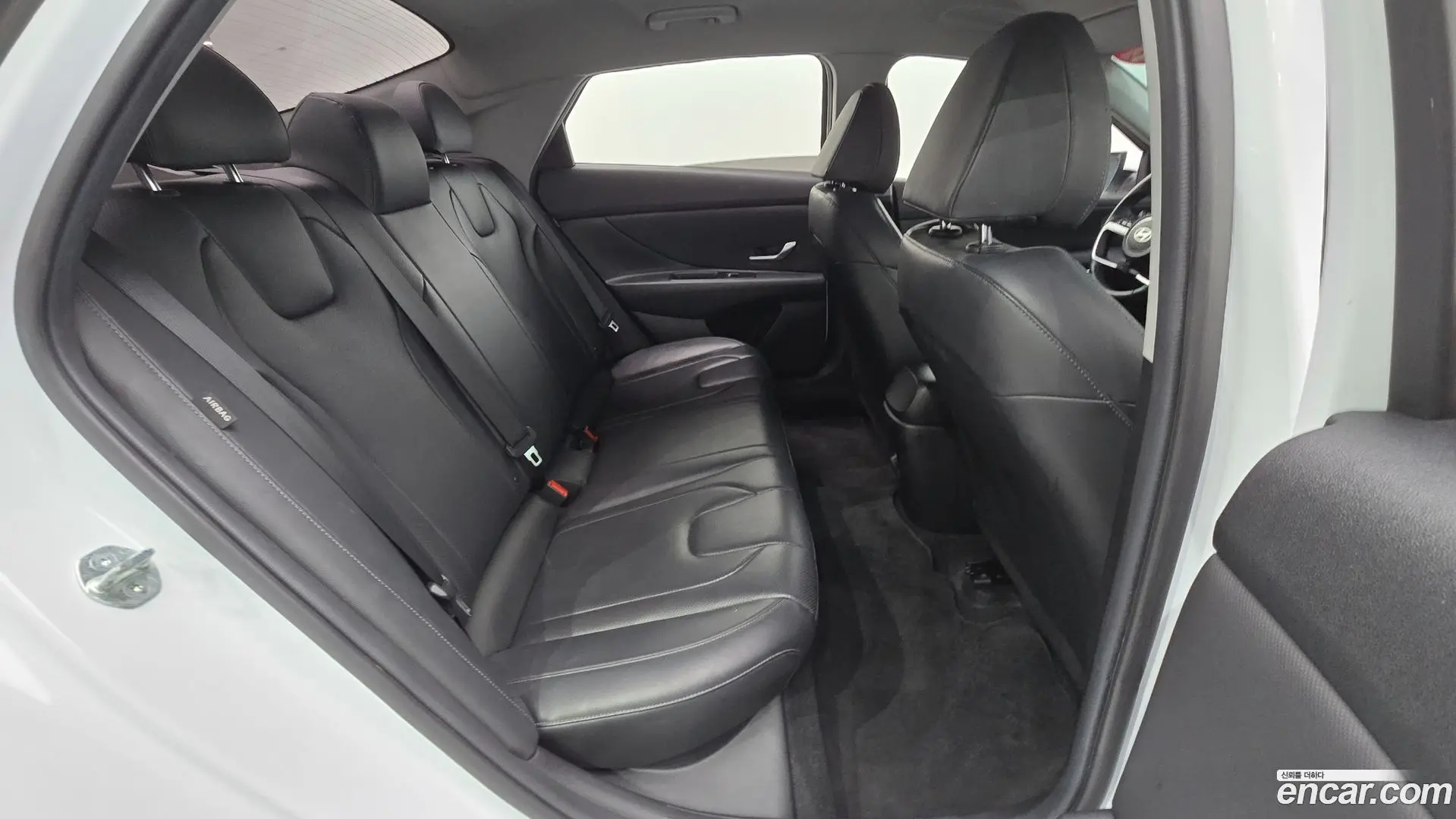 Hyundai AVANTE 1.6 2023