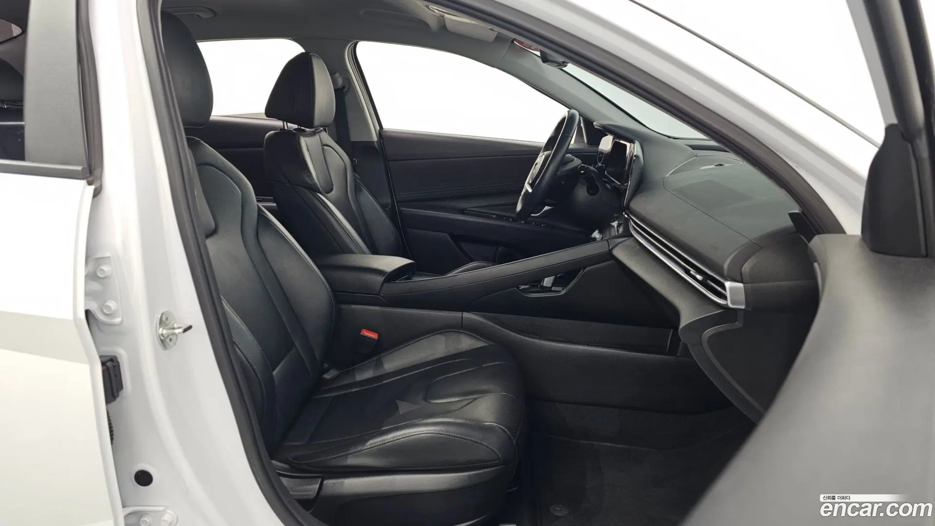 Hyundai AVANTE 1.6 2023