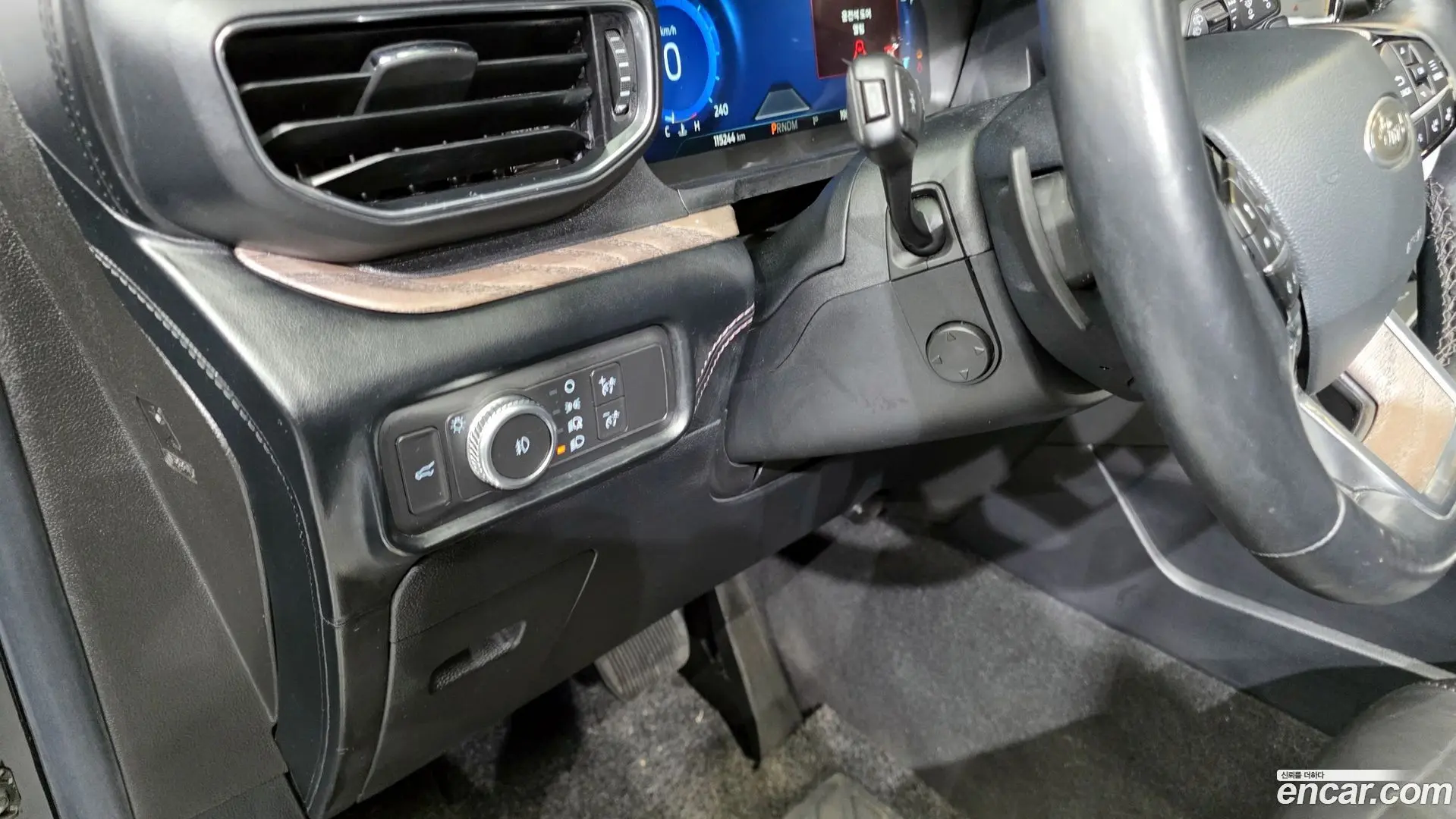 Ford Explorer 3.0 Platinum 4WD