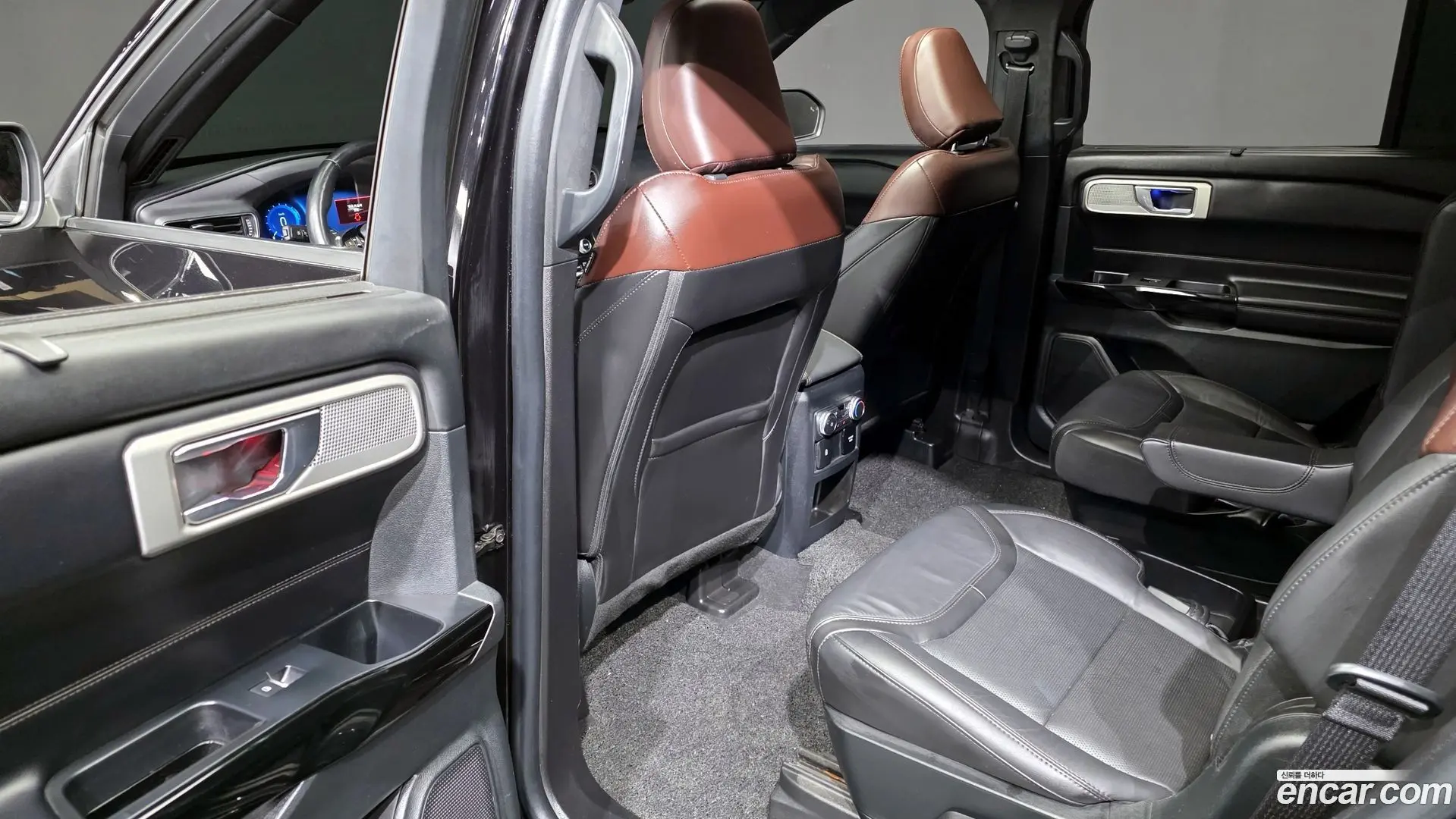 Ford Explorer 3.0 Platinum 4WD