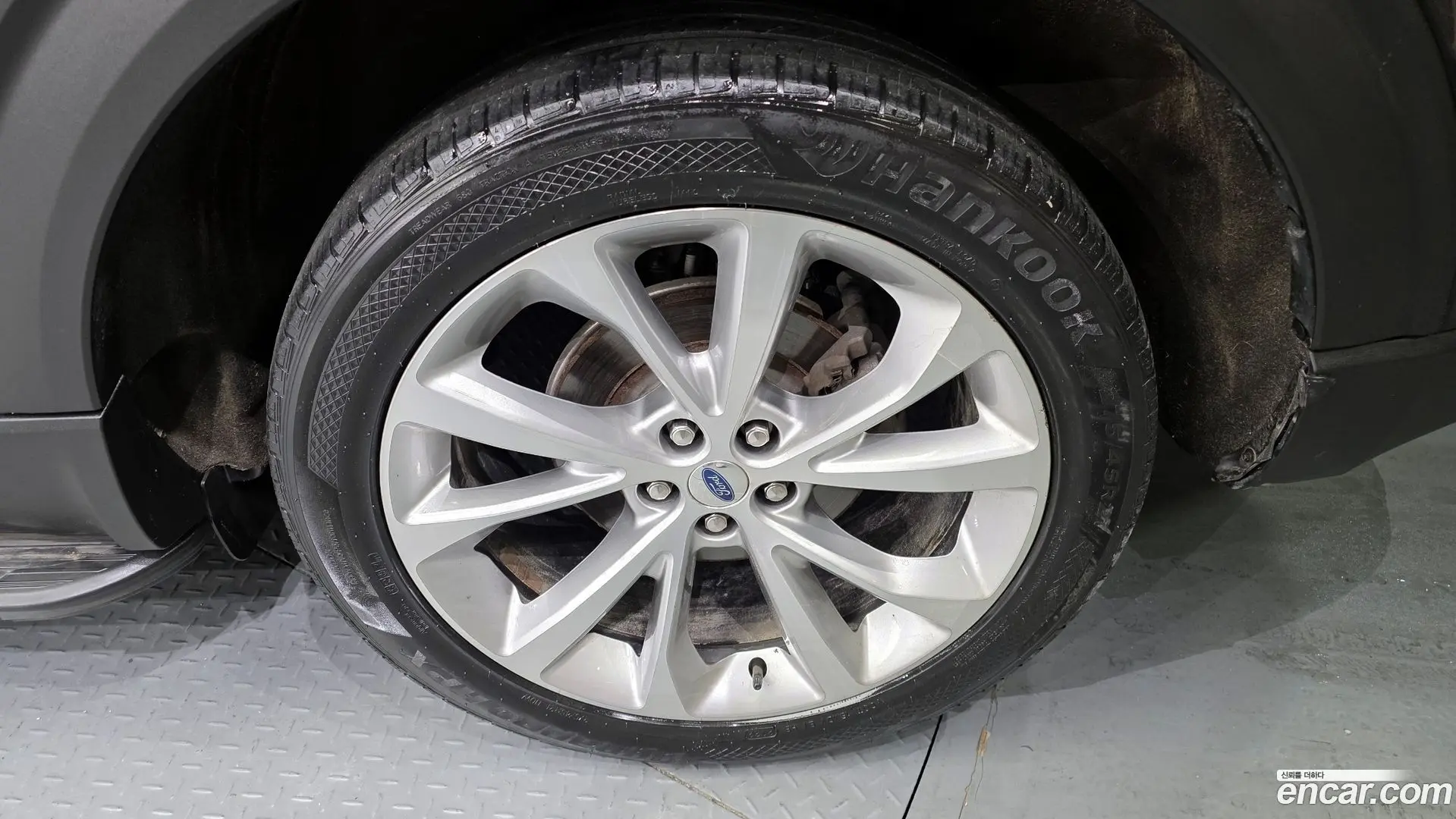 Ford Explorer 3.0 Platinum 4WD
