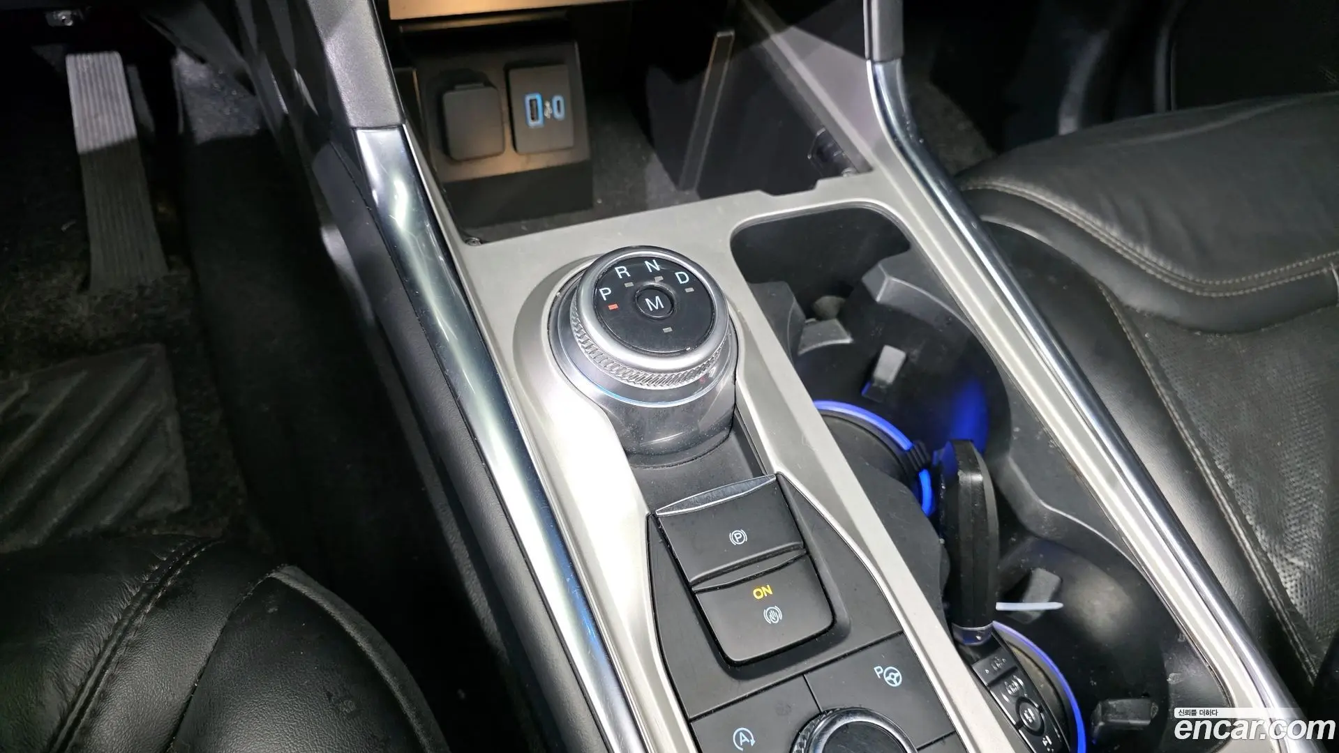 Ford Explorer 3.0 Platinum 4WD