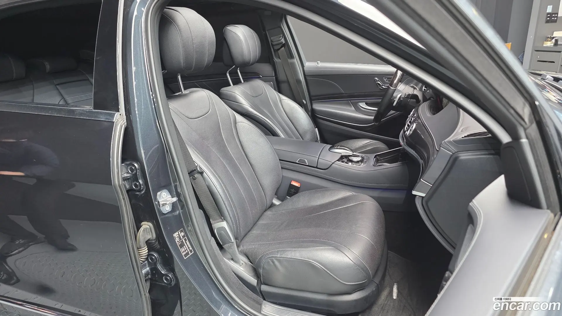 Mercedes-Benz S-Class S350L
