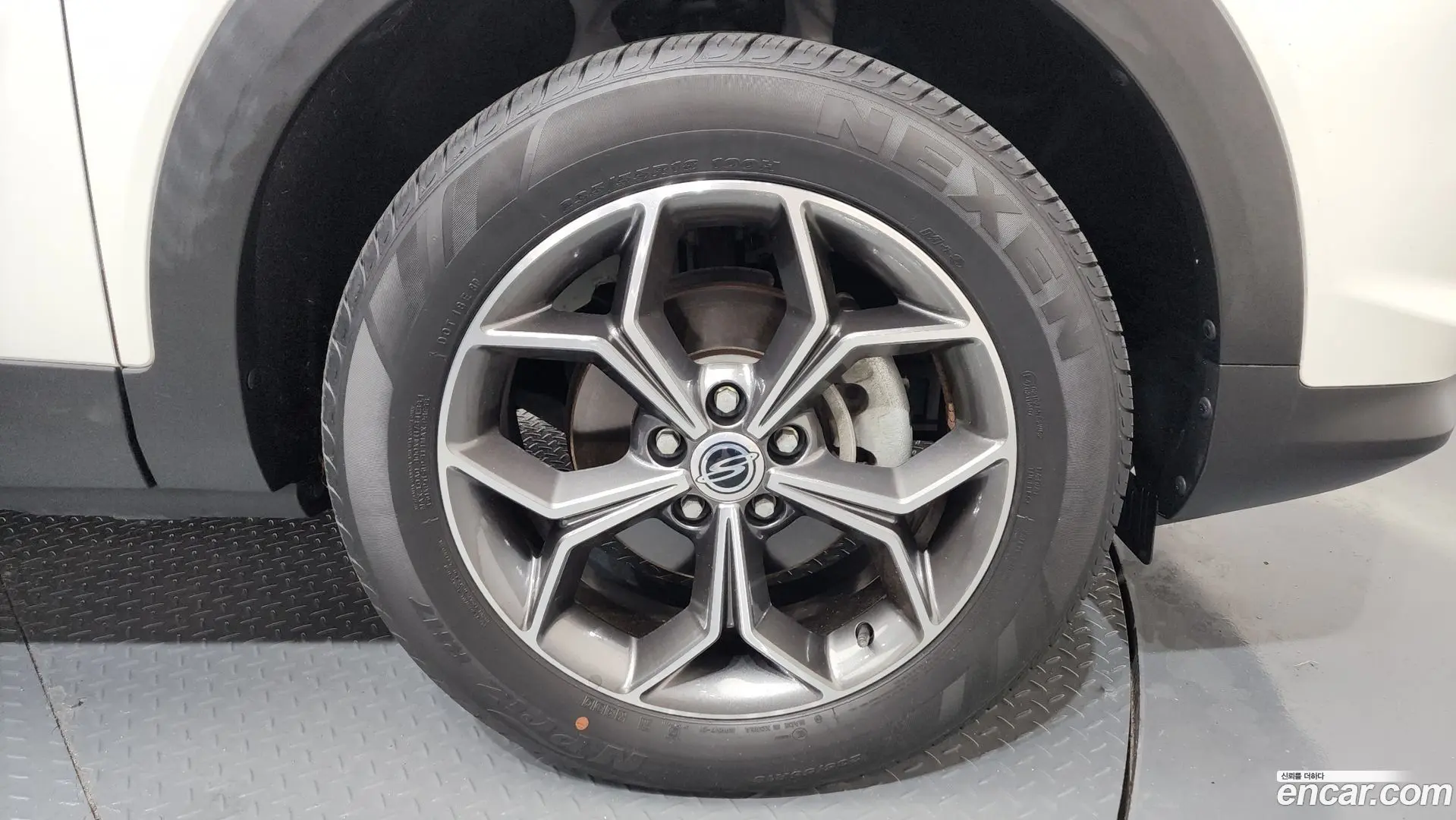 KG Mobility KORANDO Gasoline 1.5 2WD C5
