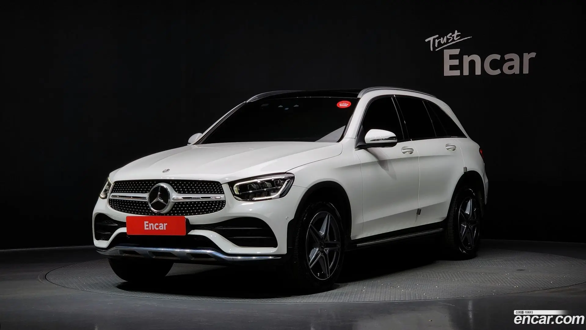 Mercedes-Benz GLC-Class GLC300e 4MATIC