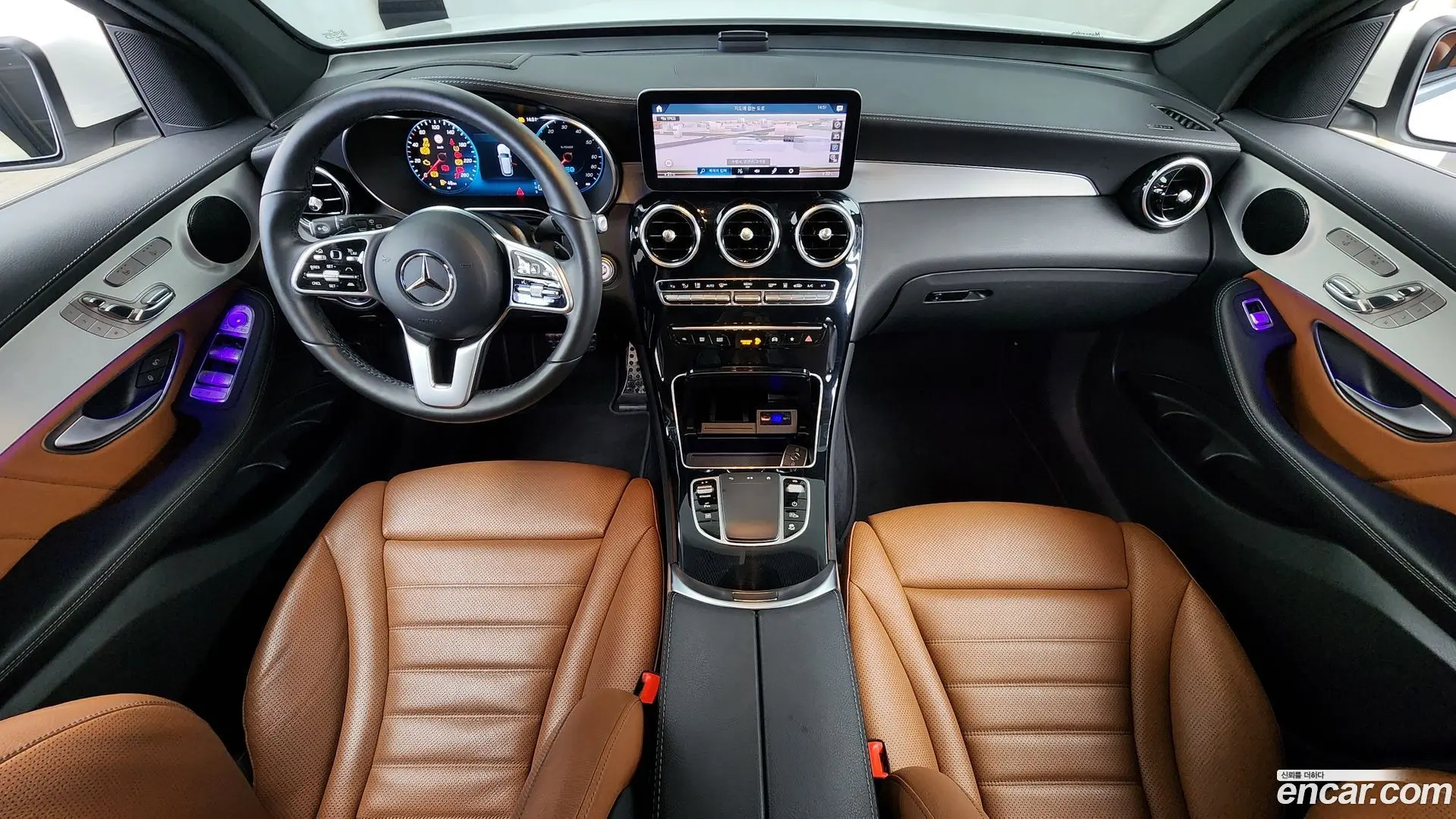 Mercedes-Benz GLC-Class GLC300e 4MATIC