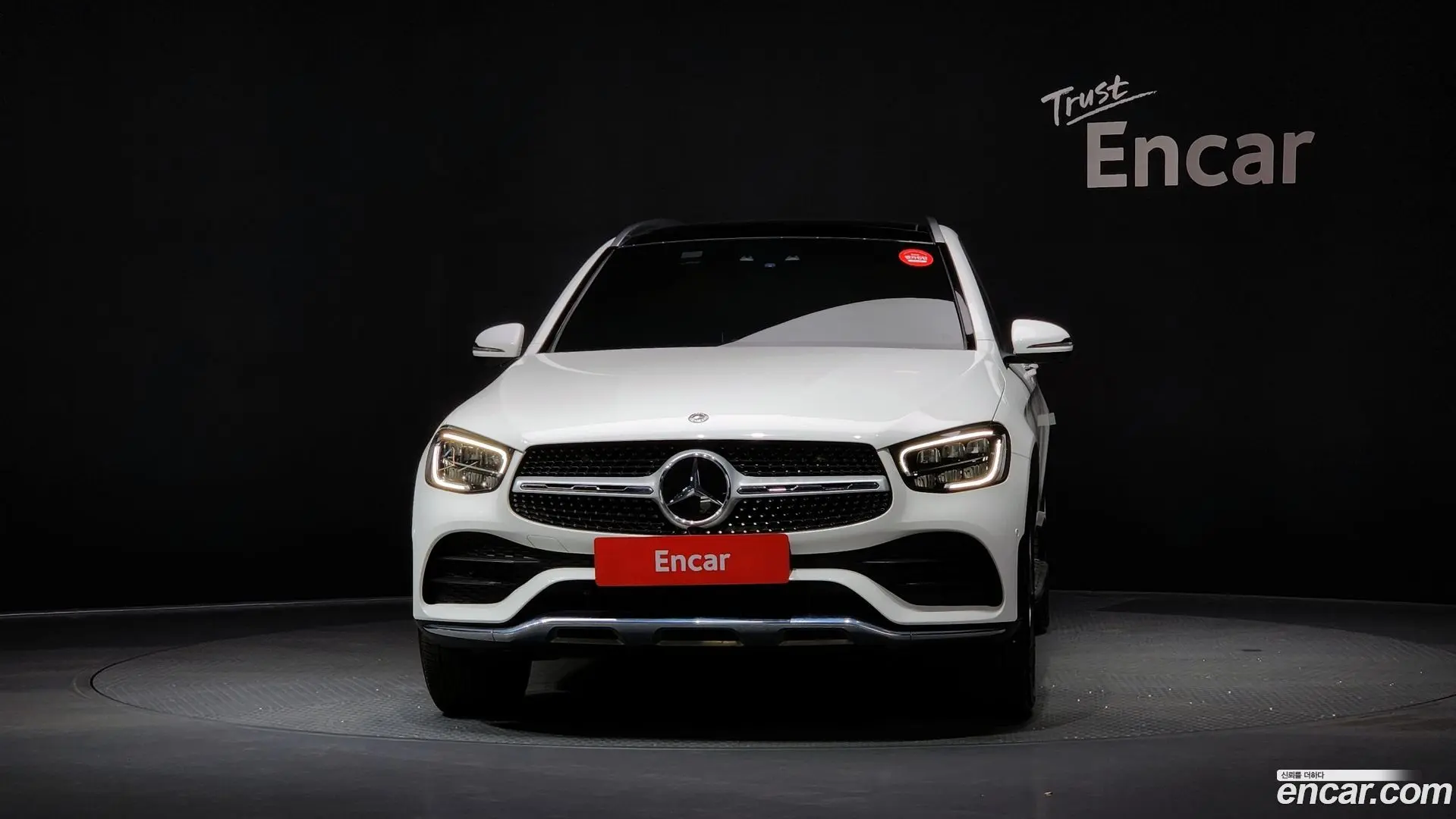 Mercedes-Benz GLC-Class GLC300e 4MATIC