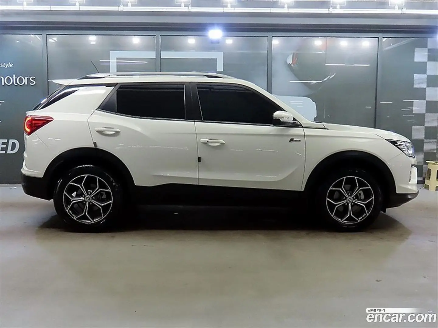 KG Mobility KORANDO Gasoline 1.5 2WD C7