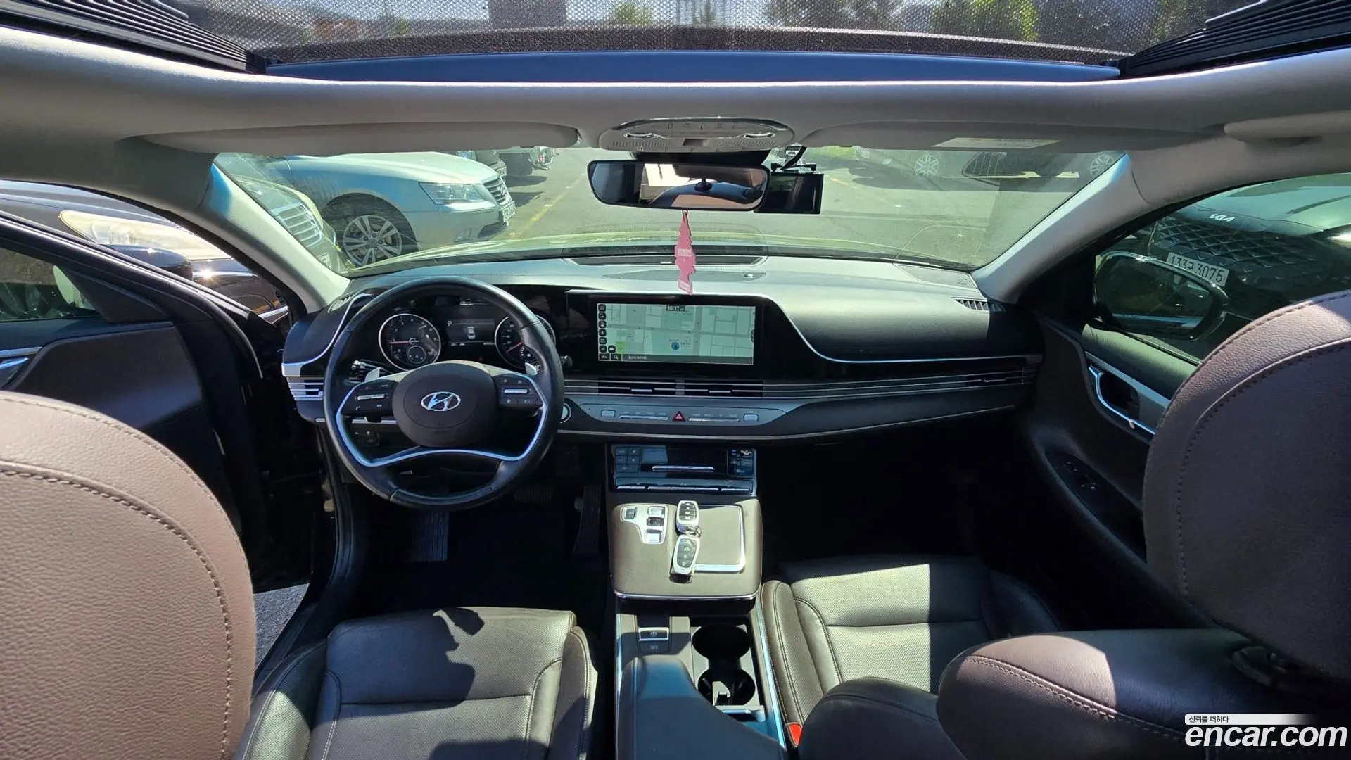 Hyundai Grandeur 3.0 LPi Rent Car