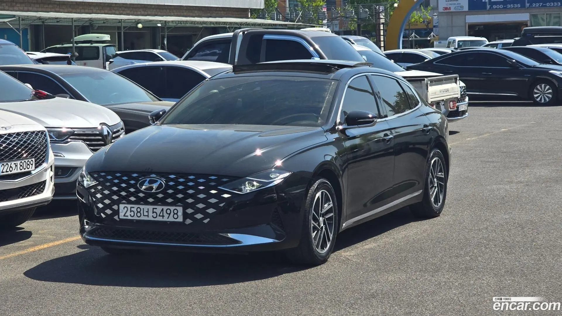 Hyundai Grandeur 3.0 LPi Rent Car