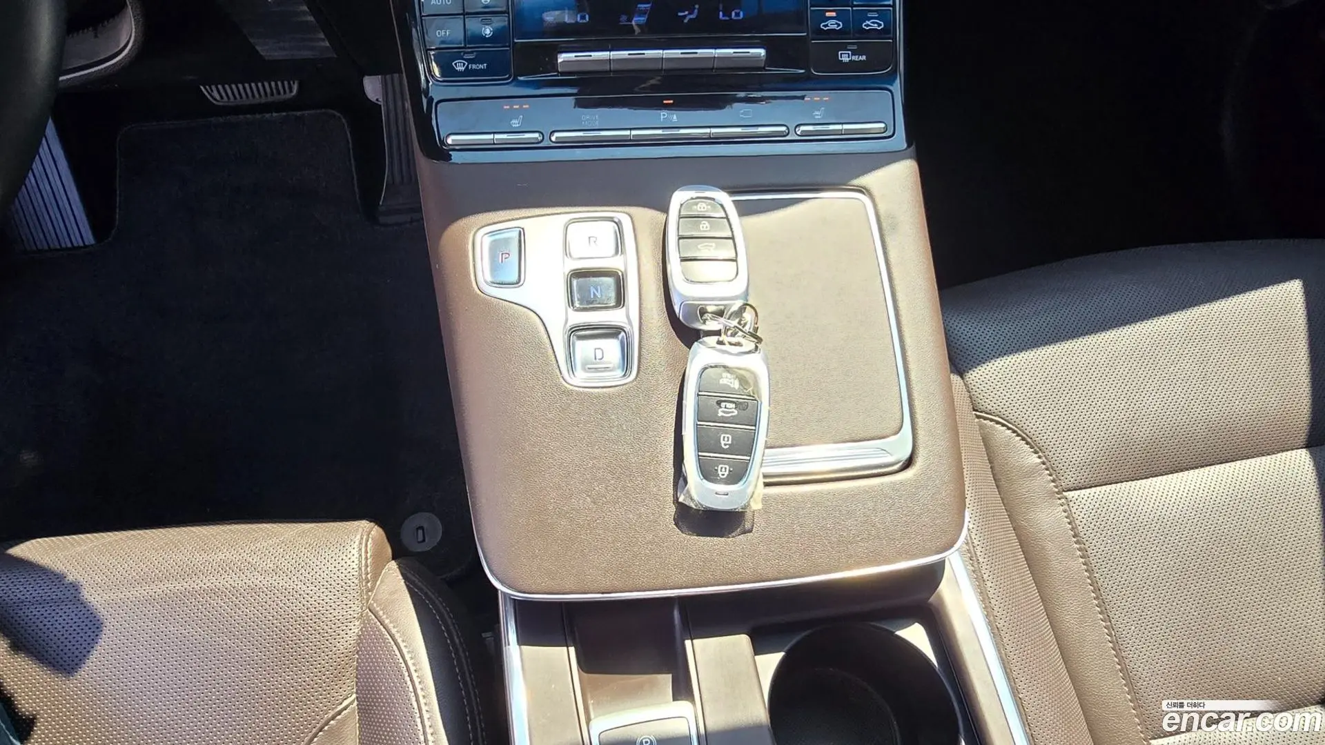 Hyundai Grandeur 3.0 LPi Rent Car