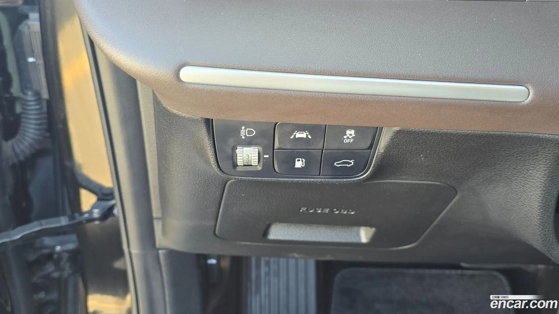 Hyundai Grandeur 3.0 LPi Rent Car