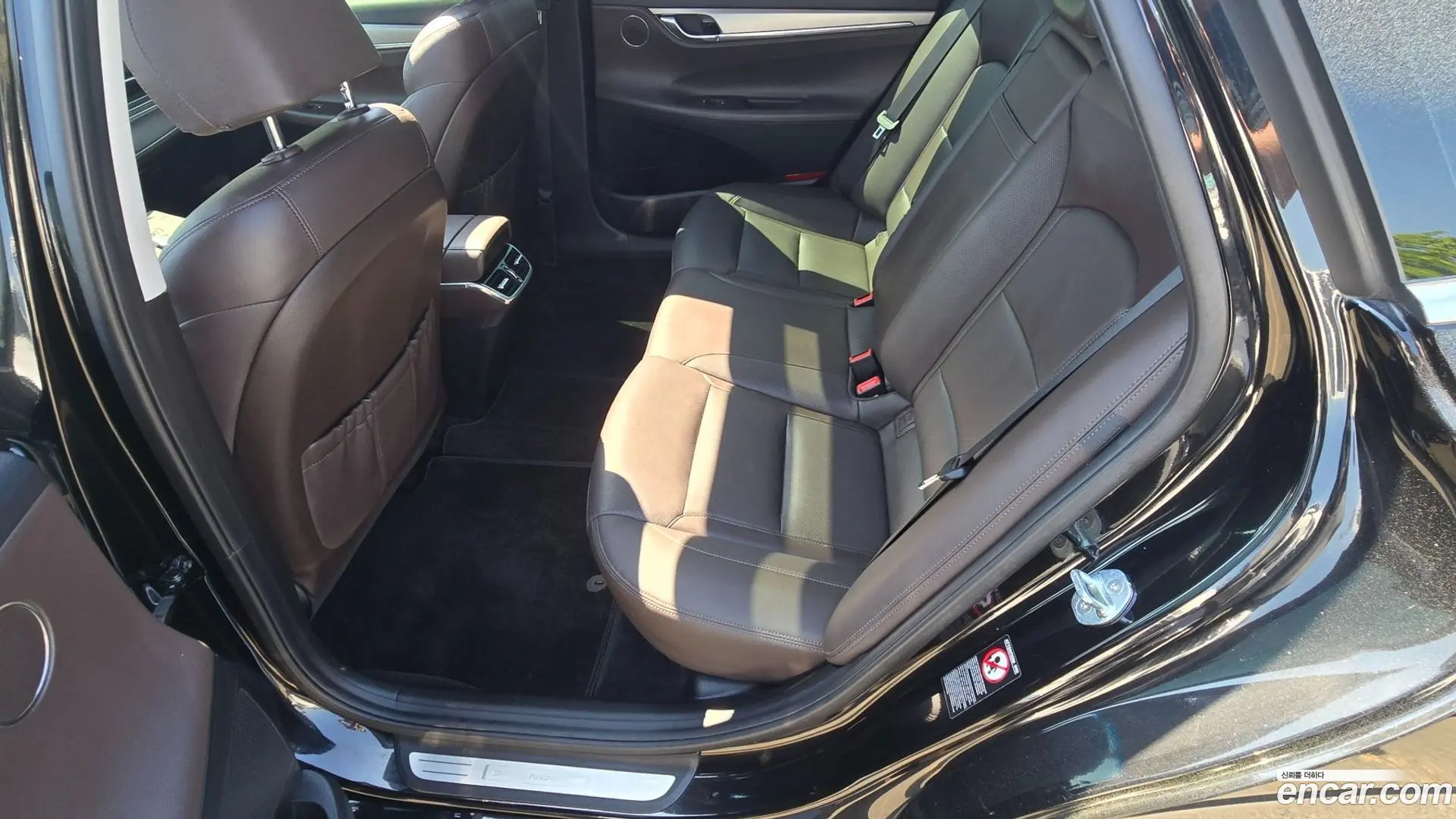 Hyundai Grandeur 3.0 LPi Rent Car