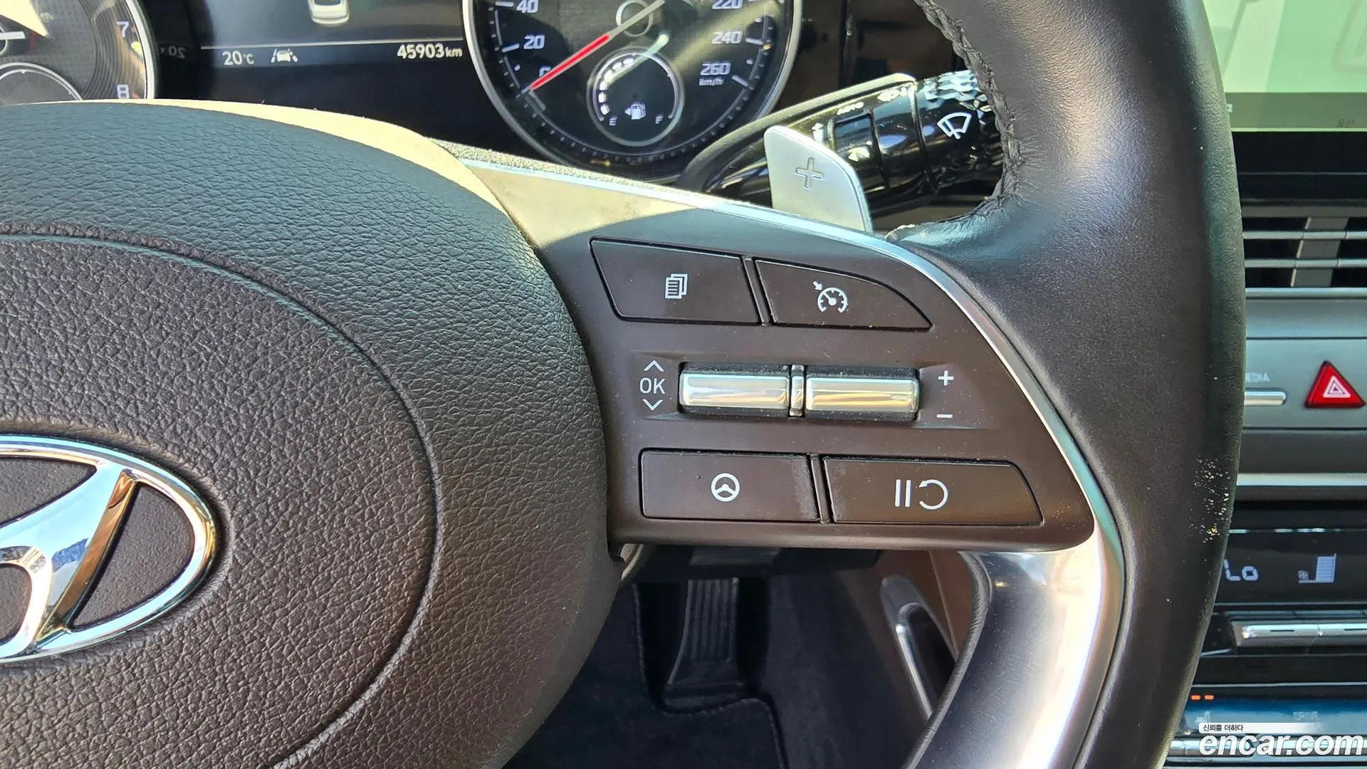 Hyundai Grandeur 3.0 LPi Rent Car