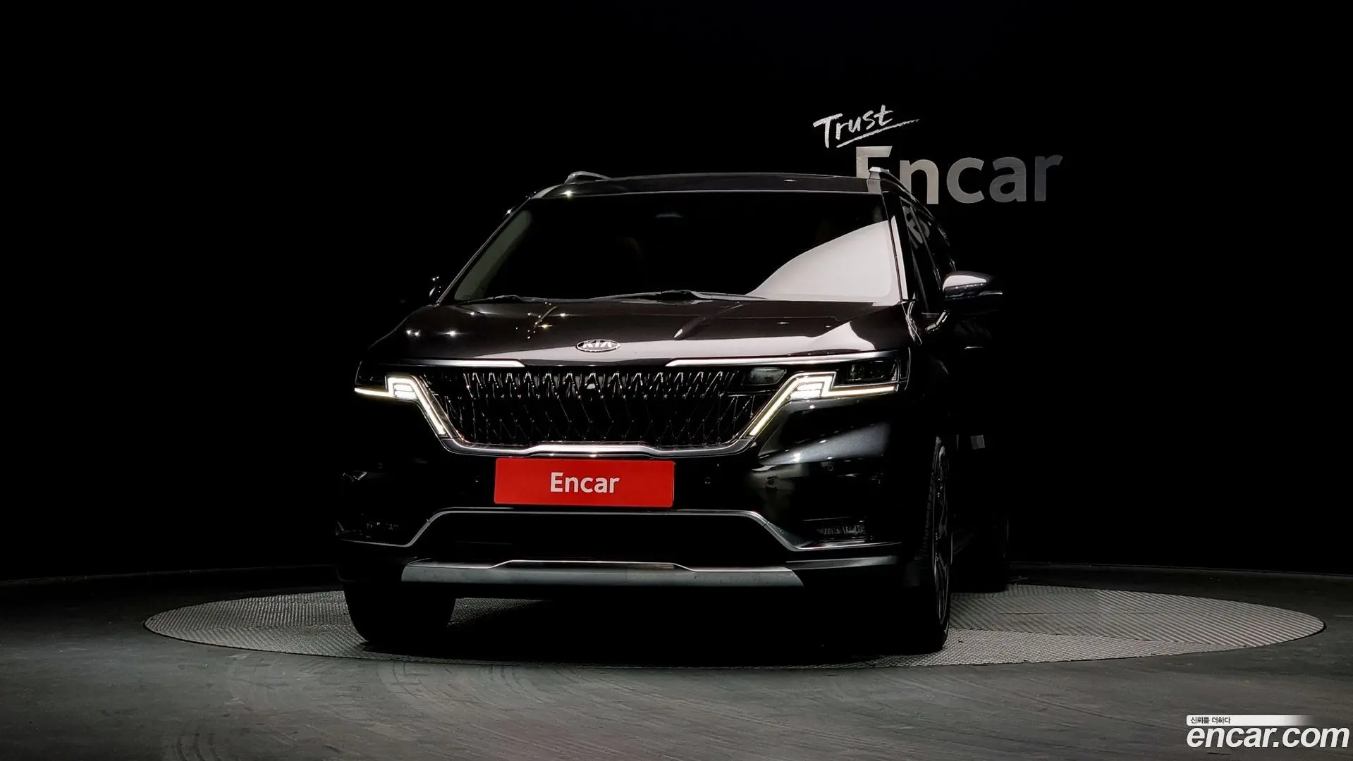 Kia Canival Gasoline 9-Seater Signature 2020