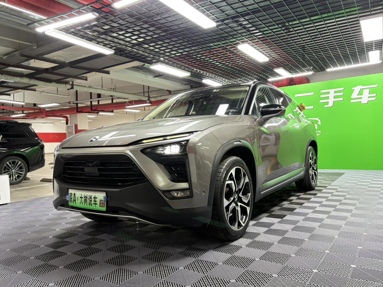 NIO ES8 2018 Founder Edition