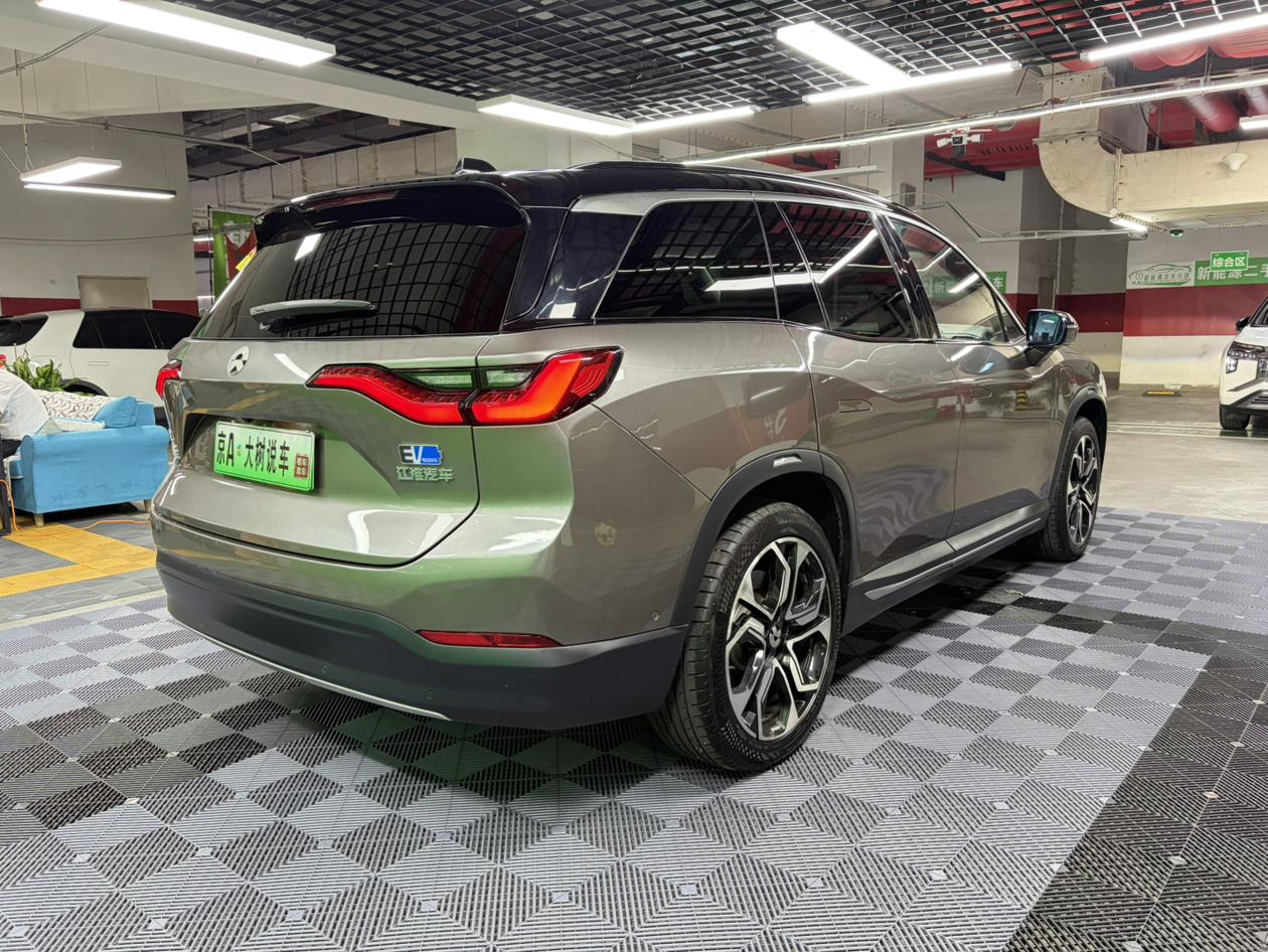 NIO ES8 2018 Founder Edition