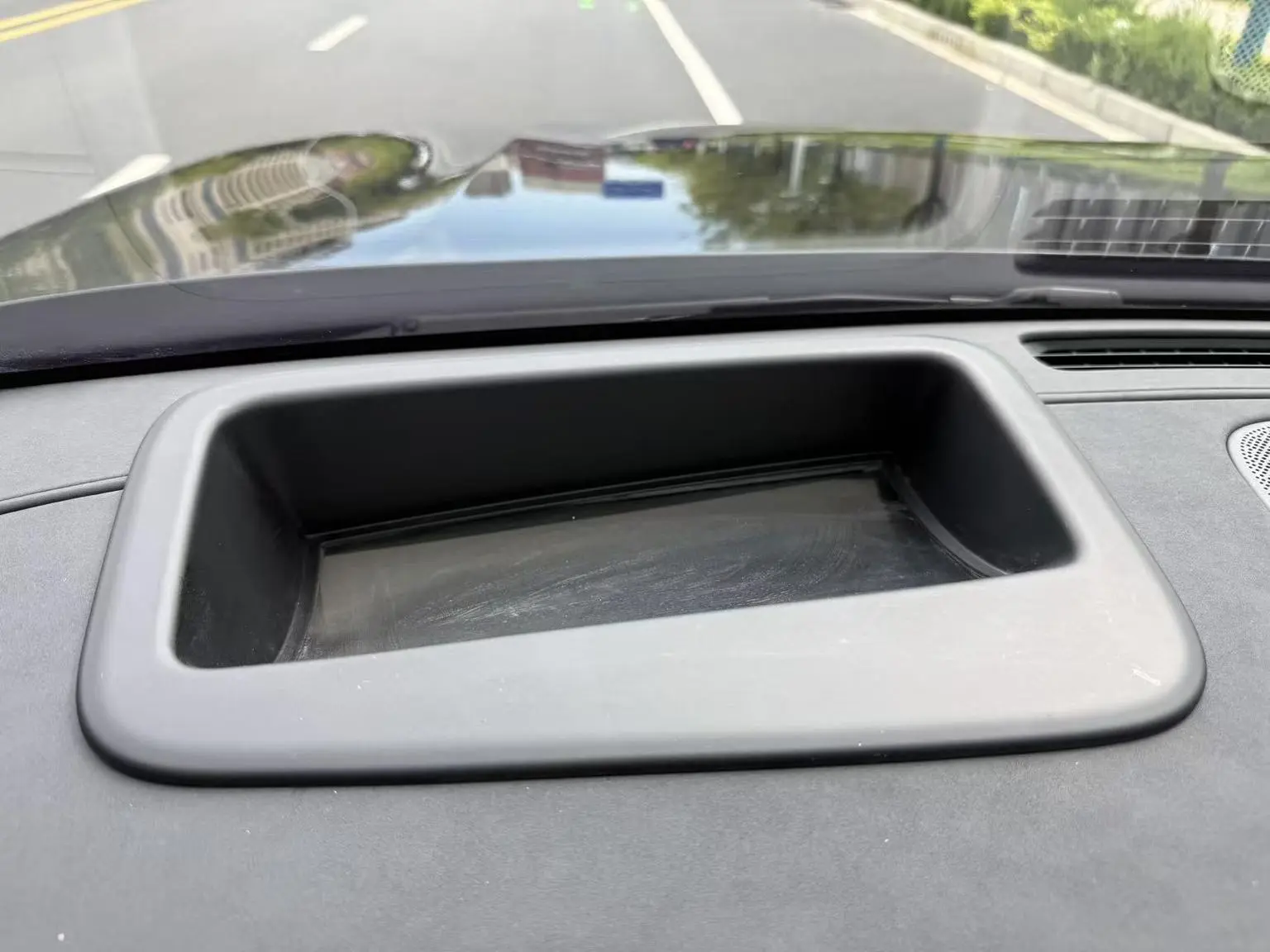 AITO AITO AITO M8 2025 EREV Max+ 5 seat 4WD (192 LiDAR )