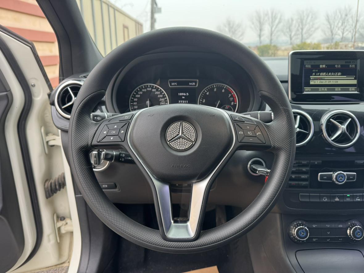 Mercedes-Benz B-Class 2012 B 180