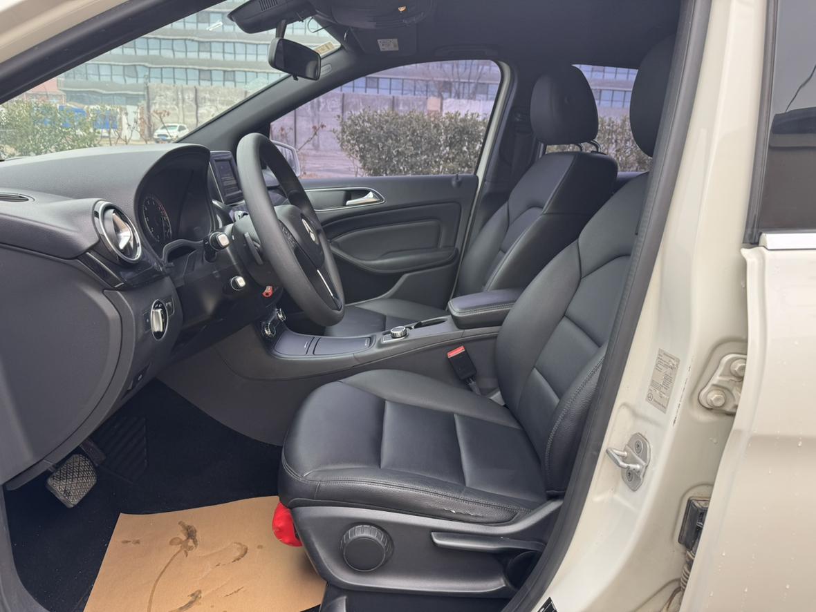 Mercedes-Benz B-Class 2012 B 180