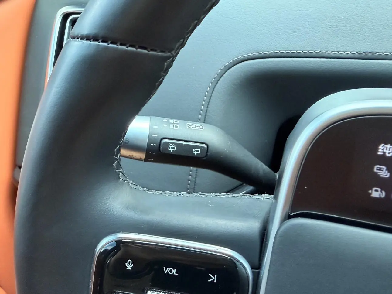 Li Auto L8 2023 Pro