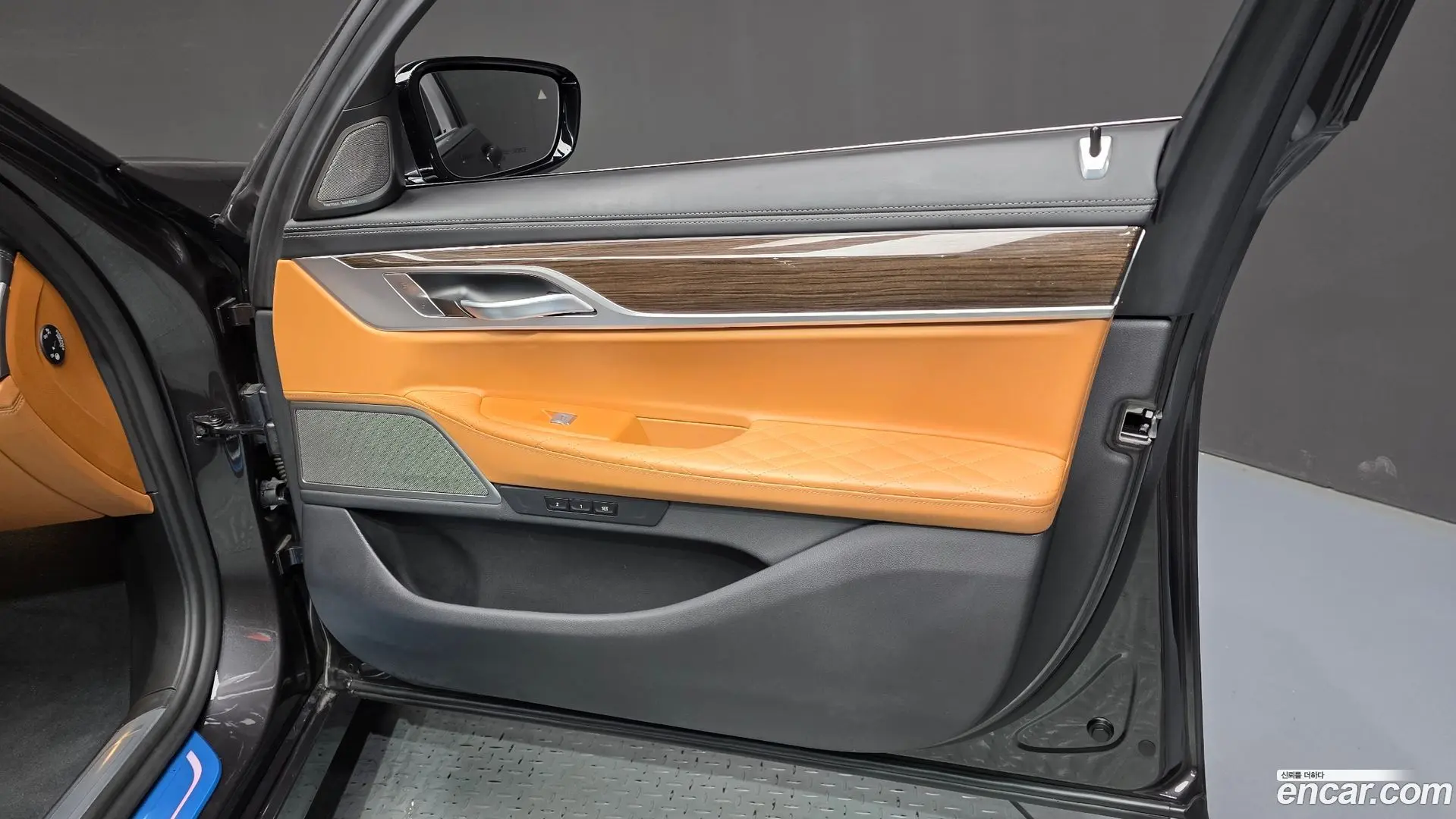 BMW 7-Series 740i Design Pure Excellence 2019