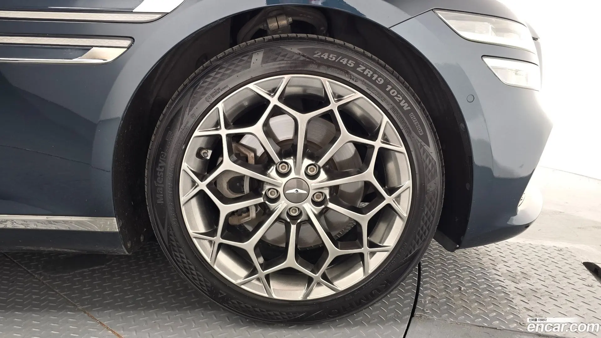 Genesis G80 Gasoline 2.5 Turbo 2WD