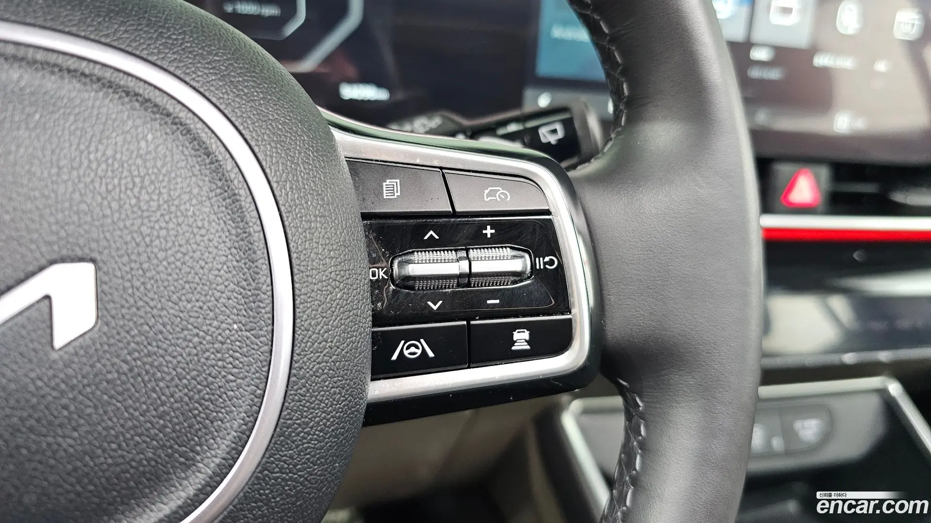Kia Canival Gasoline 9-Seater Signature 2023