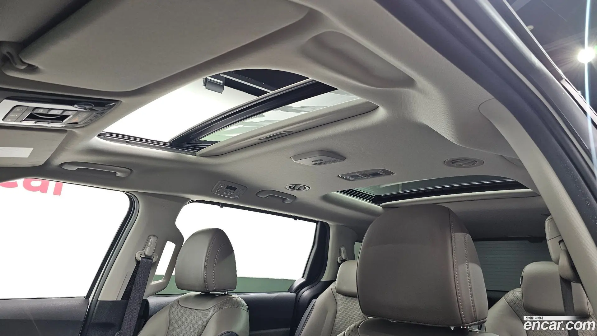 Kia Canival Gasoline 9-Seater Signature 2023