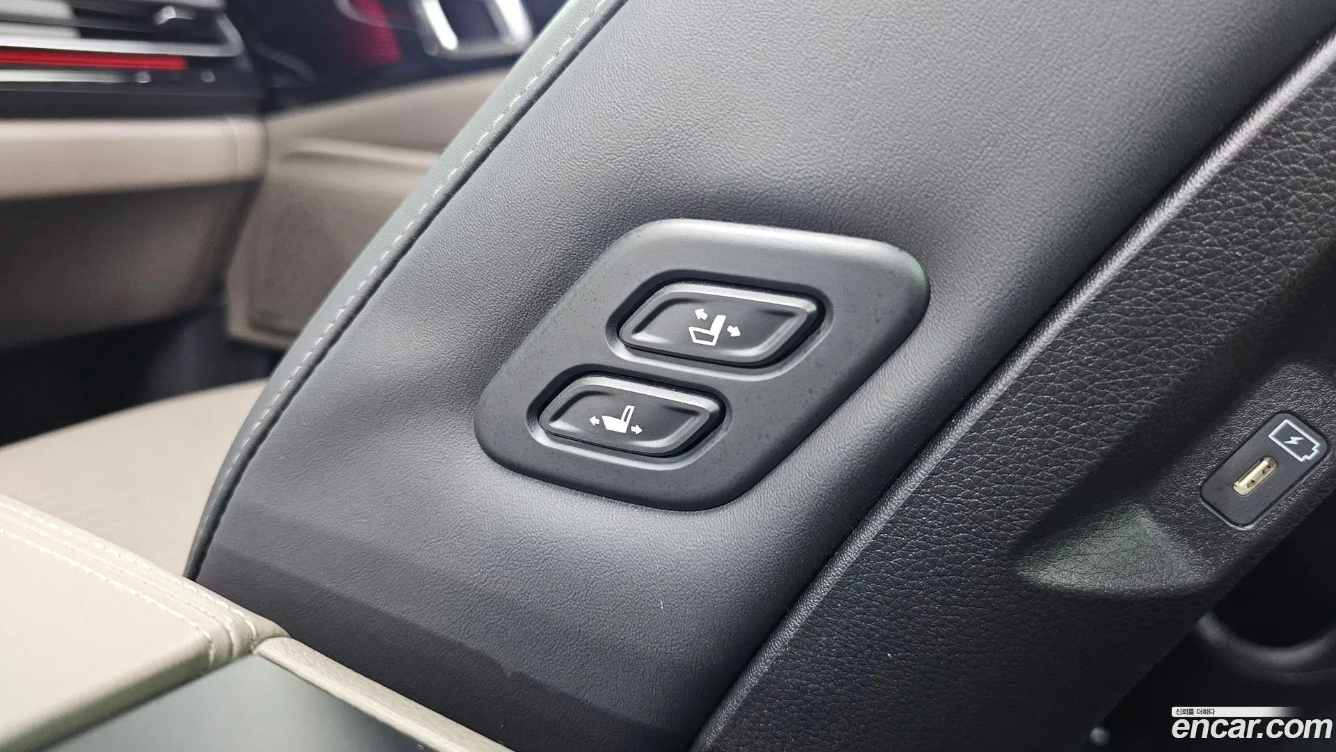 Kia Canival Gasoline 9-Seater Signature 2023