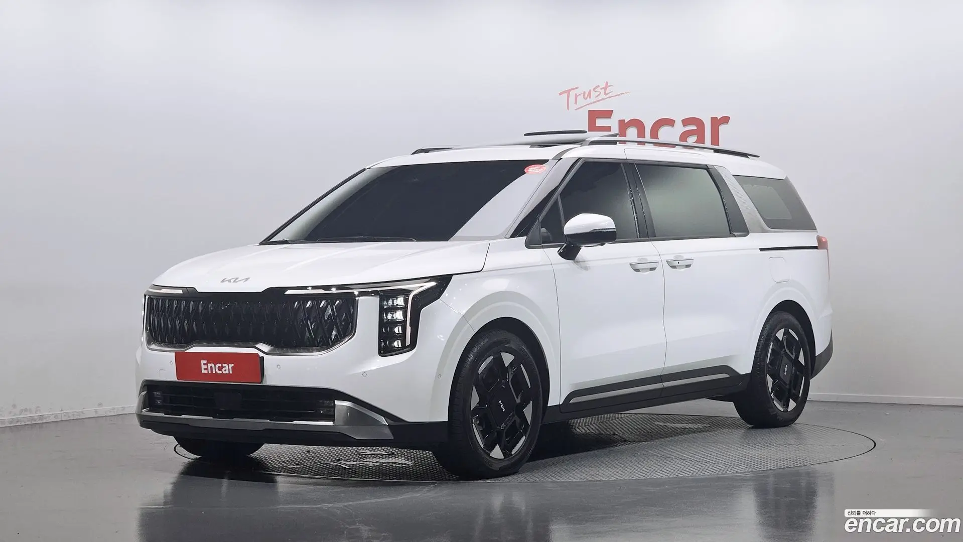Kia Canival Gasoline 9-Seater Signature 2023