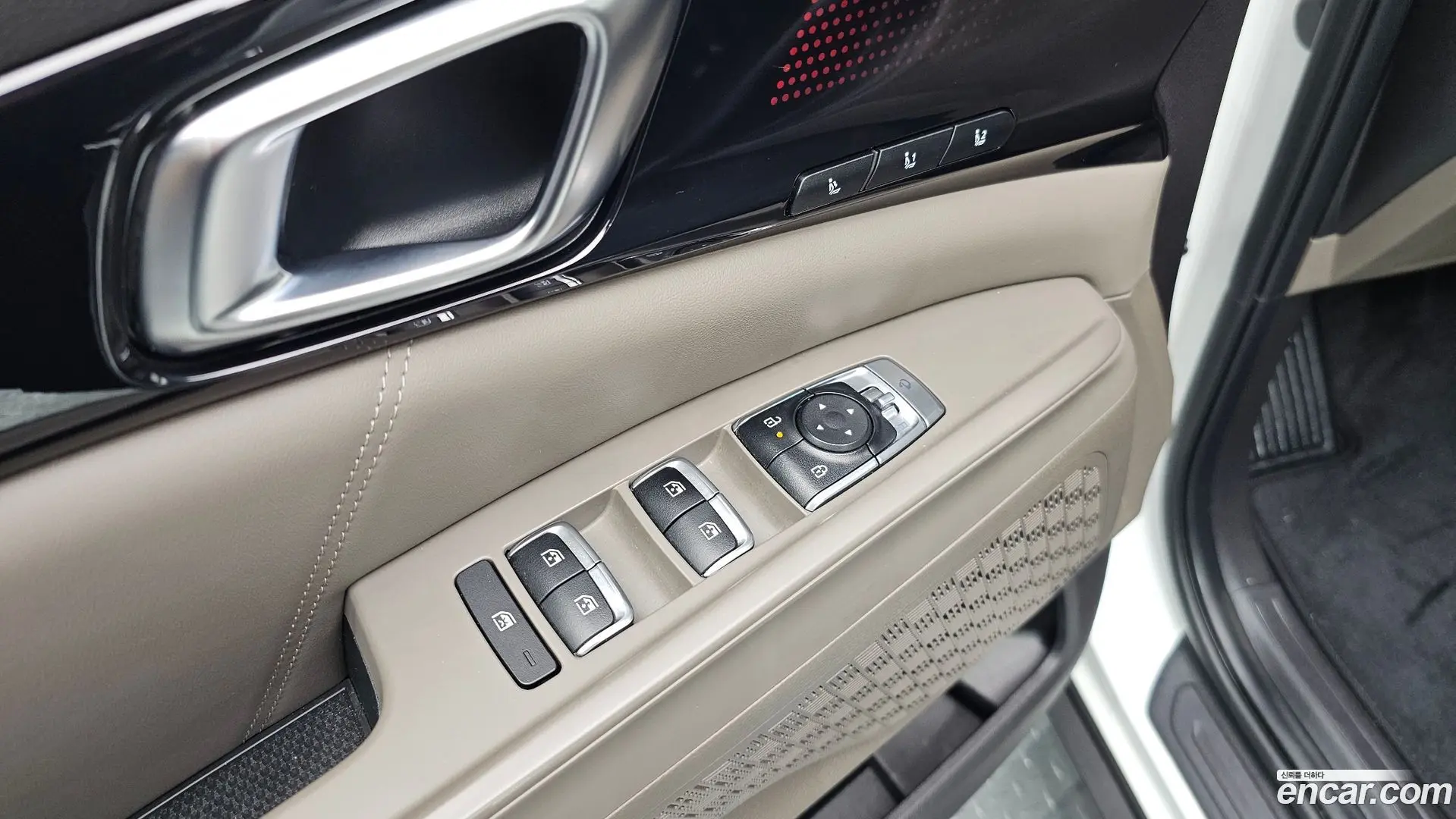 Kia Canival Gasoline 9-Seater Signature 2023