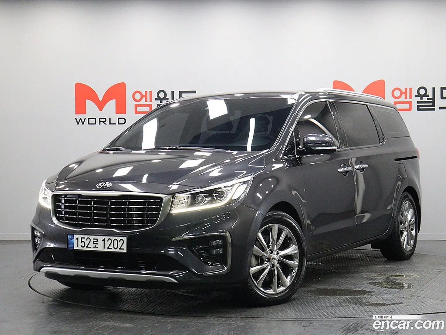 Kia Canival 9-Seater Prstige 2018