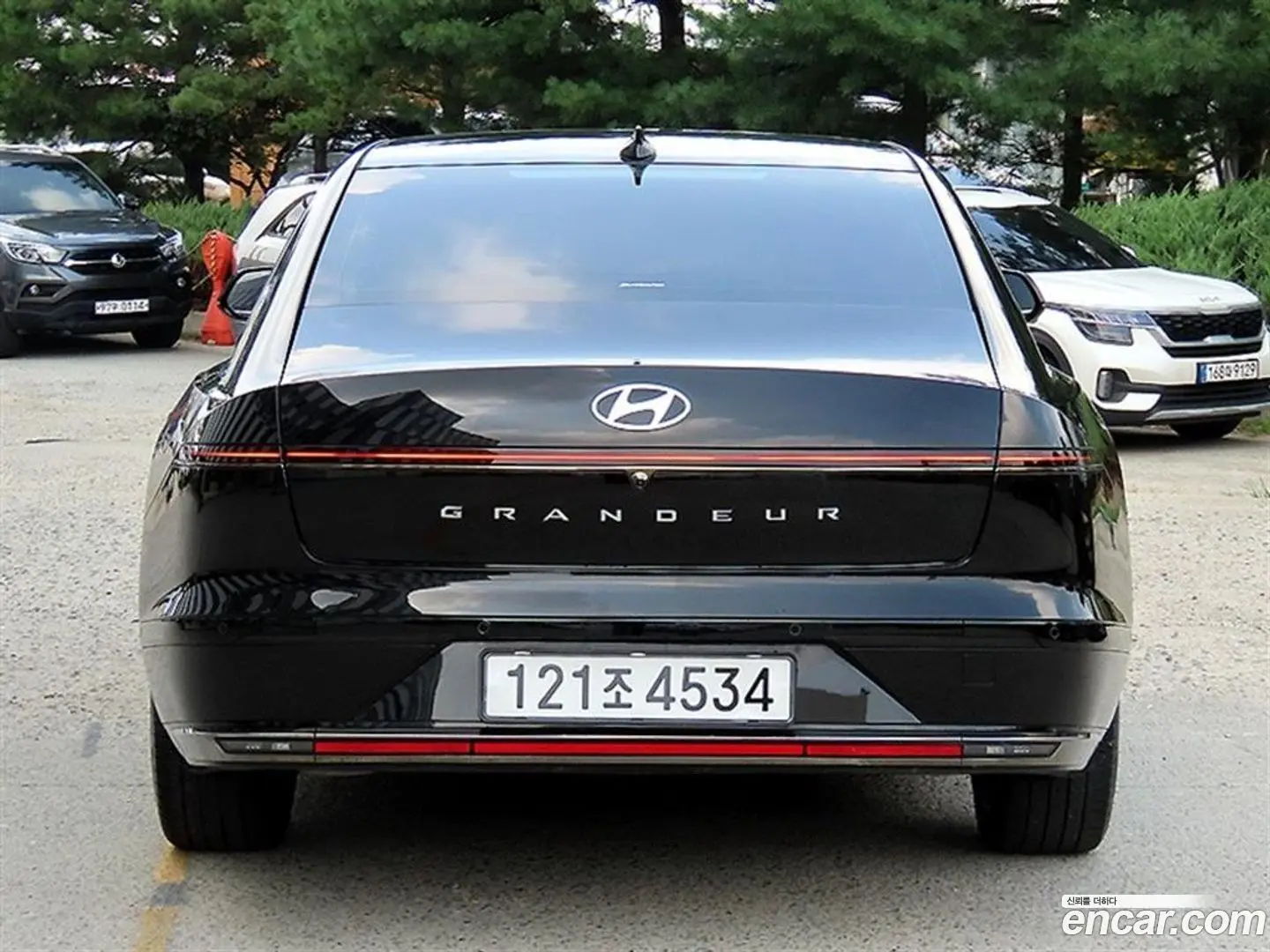 Hyundai Grandeur Calligraphy