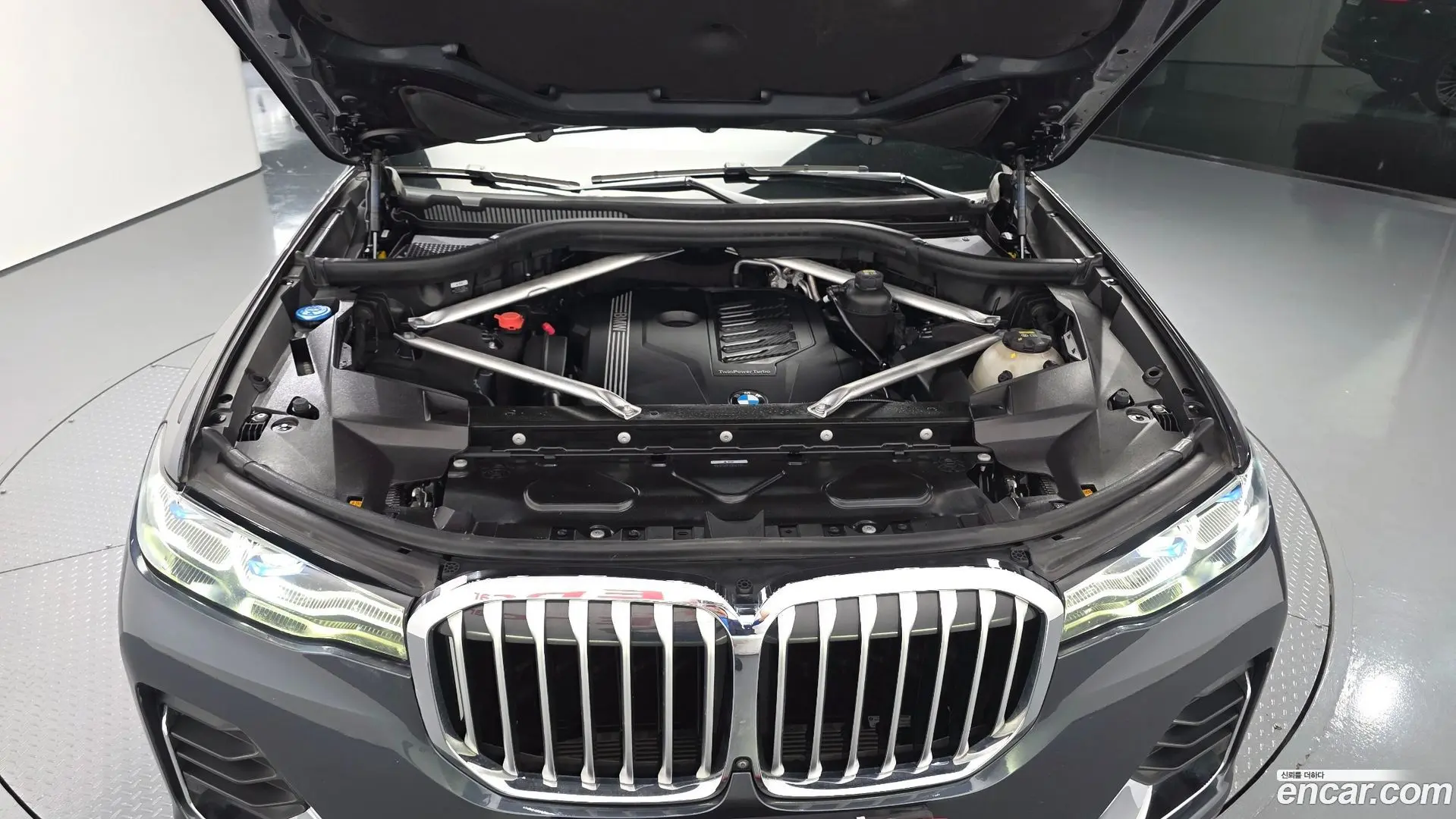 BMW X7 xDrive 40i Design Pure Excellence 6-Seater 2021