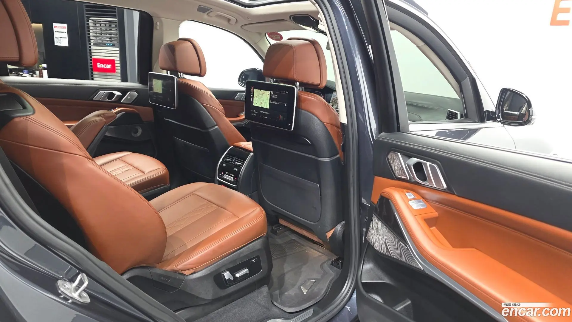 BMW X7 xDrive 40i Design Pure Excellence 6-Seater 2021
