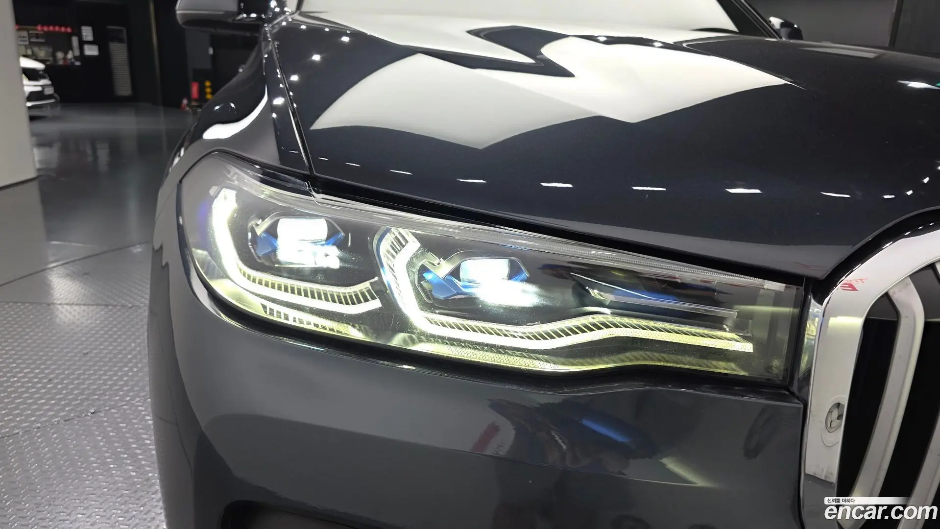 BMW X7 xDrive 40i Design Pure Excellence 6-Seater 2021